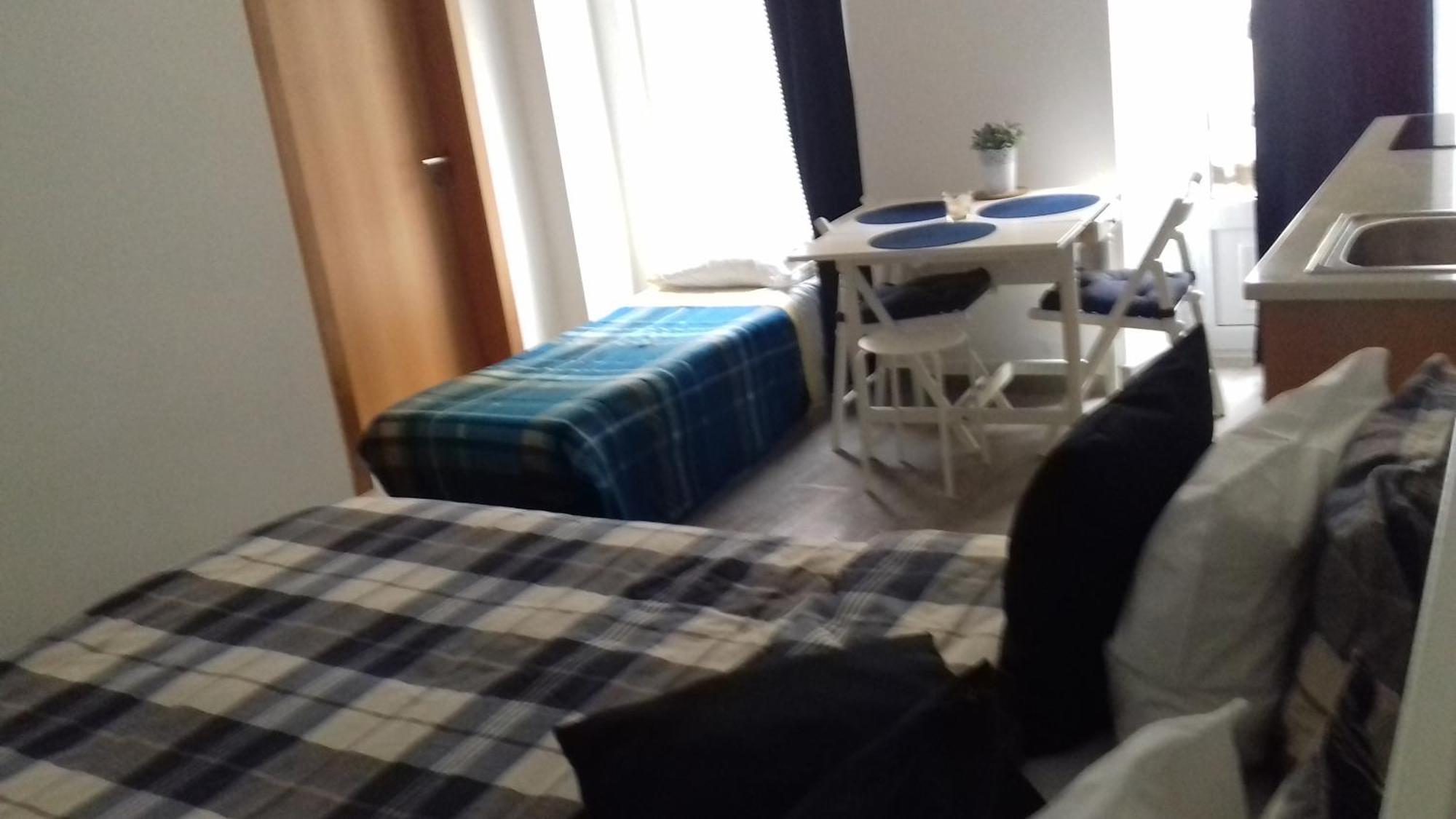 Isaura Home Пеніші Номер фото