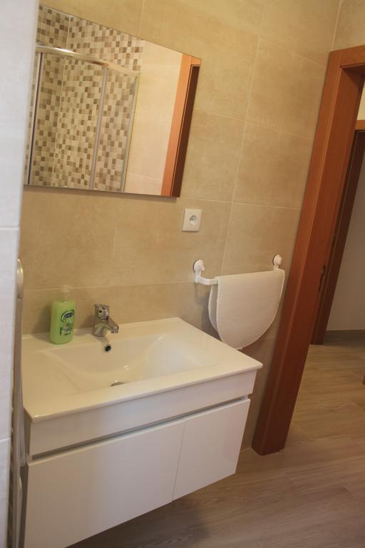 Isaura Home Пеніші Екстер'єр фото